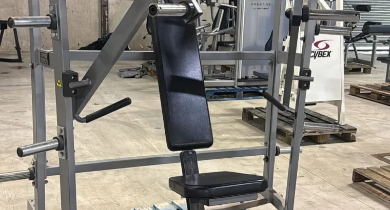 Hammer Strength – Wide Chest Press