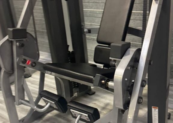 LifeFitness & Hammer Strength & Precor & Cybex Cardio&Strength Park